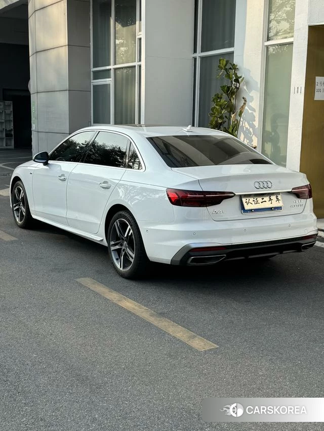 Audi A4L 2021 Белый из Китая, фото 4