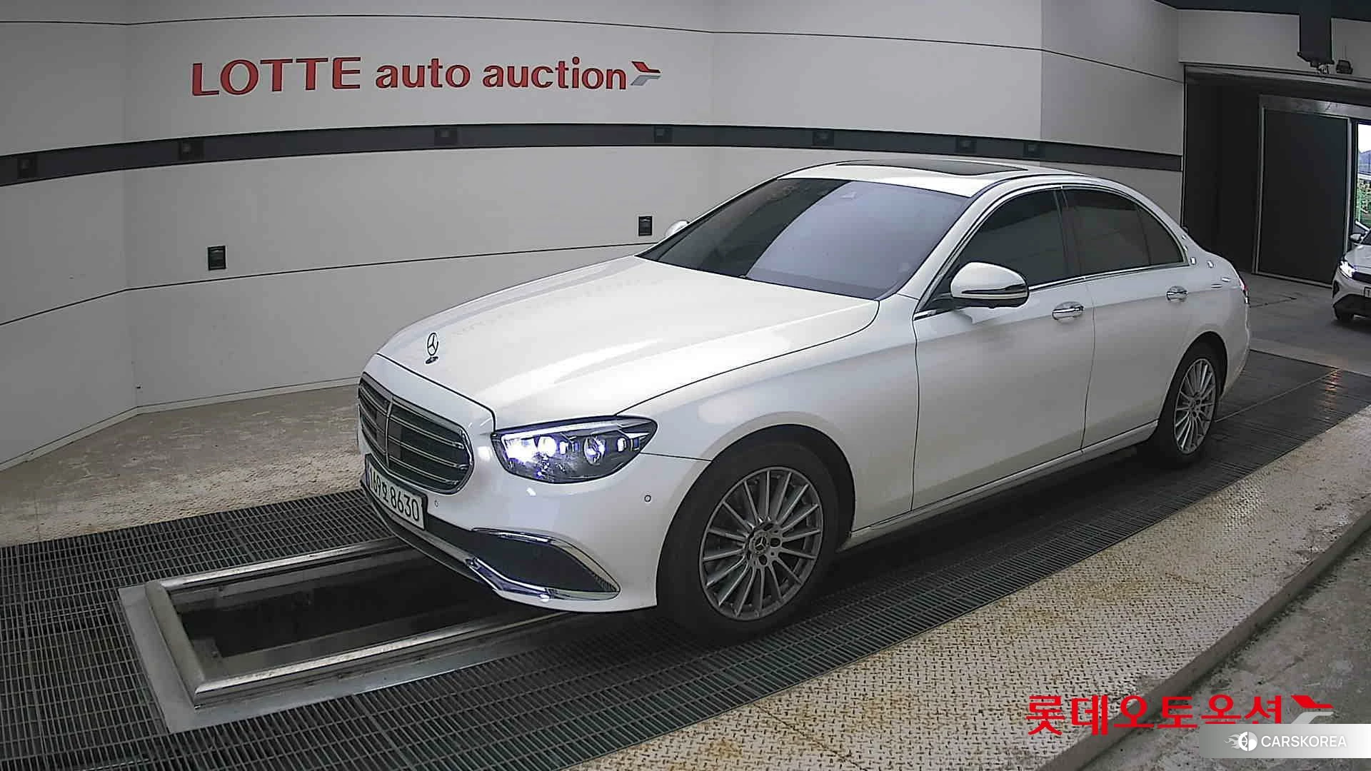Mercedes-Benz Mercedes-Benz E250 2022 Белый из Кореи, фото 4