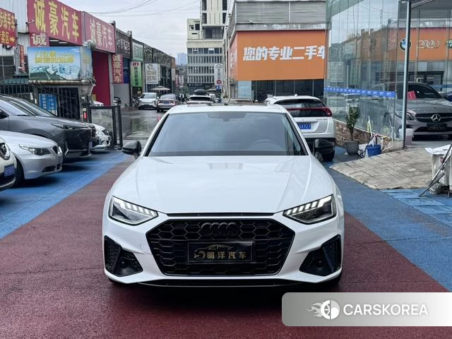 Audi A4L 2023 Белый из Китая, фото 4