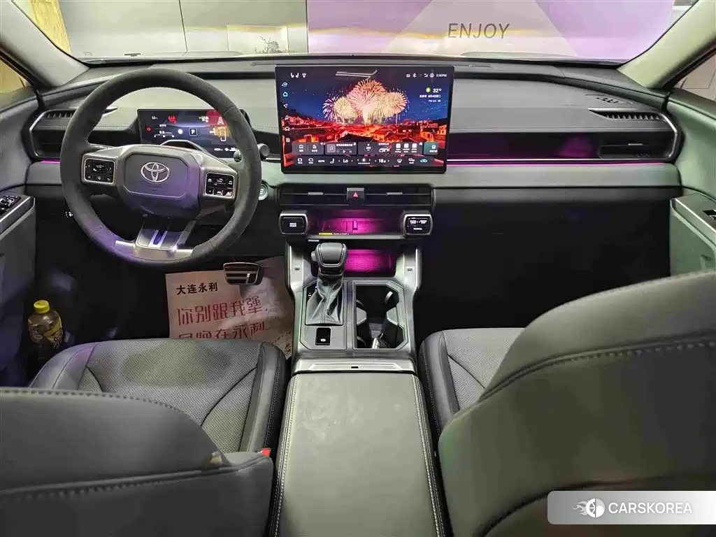 Toyota RAV4 2026 Белый из Китая, фото 4