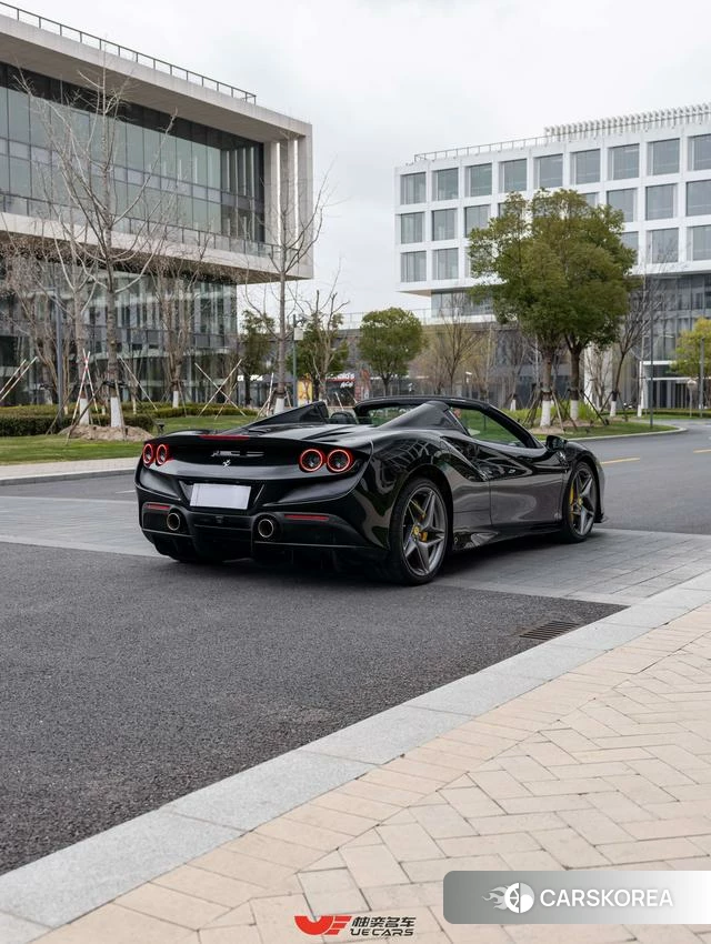 Ferrari F8 2020 Черный из Китая, фото 4