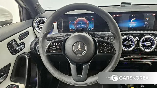 Mercedes-Benz A-Class W177 2020 Белый из Кореи, фото 4