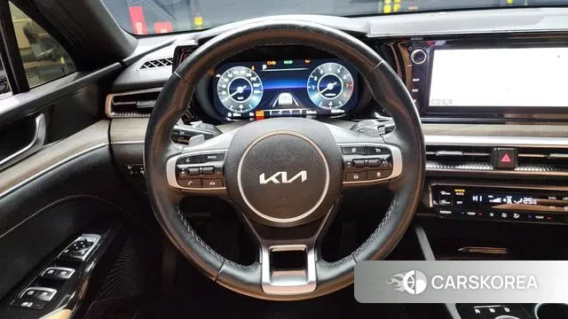 Kia K5 3rd generation 2023 Черный из Кореи, фото 4