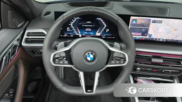 BMW 4 Series (G22) 2025 Светло-серебряный цвет из Кореи, фото 4