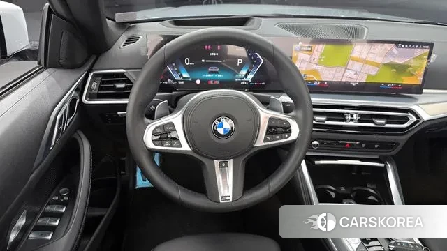 BMW 4 Series (G22) 2023 Серебристо-серый из Кореи, фото 4