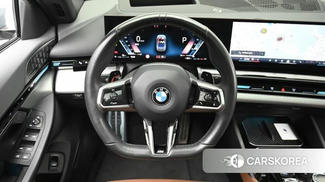 BMW 5 Series (G60) 2024 Серый из Кореи, фото 4