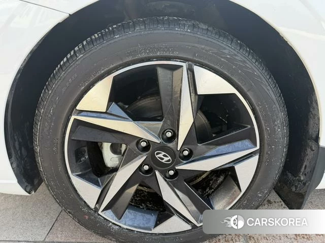 Hyundai Elantra 2022 Белый из Китая, фото 4