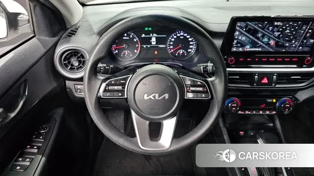 Kia The New K3 2nd generation 2021 Белый из Кореи, фото 4