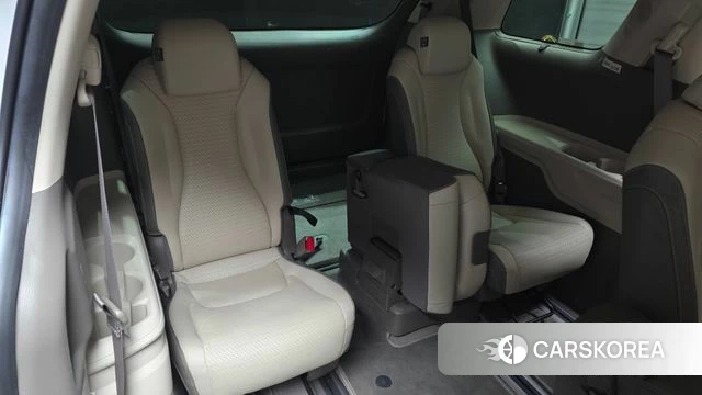 Kia Carnival 4th generation 2023 Белый из Кореи, фото 4