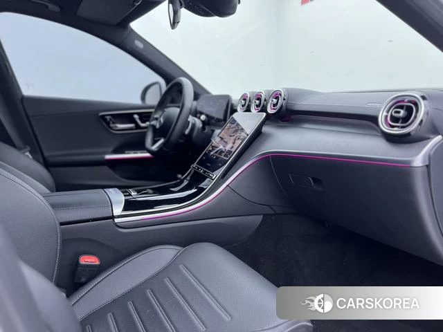 Mercedes-Benz Class C 2023 Белый из Китая, фото 4
