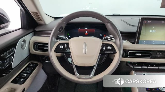 Lincoln Aviator 2nd generation 2023 Белый из Кореи, фото 4