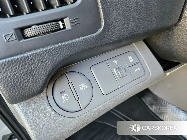 Hyundai The New Grand Starex 2019 Белый из Кореи, фото 4