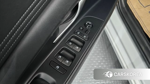 Hyundai Avante Hybrid (CN7) 2022 Белый из Кореи, фото 4