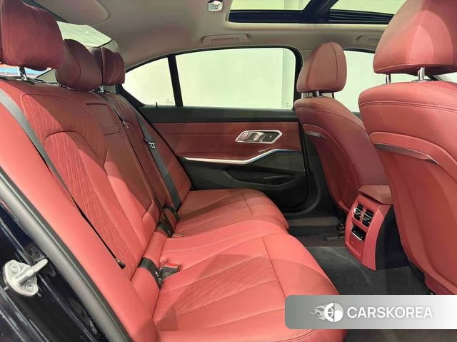 BMW i3 2024 Черный из Китая, фото 4