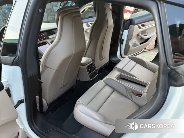 Porsche Taycan 2022 Белый из Кореи, фото 4