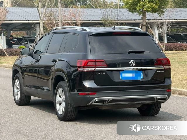 Volkswagen Tourang 2020 Черный из Китая, фото 4