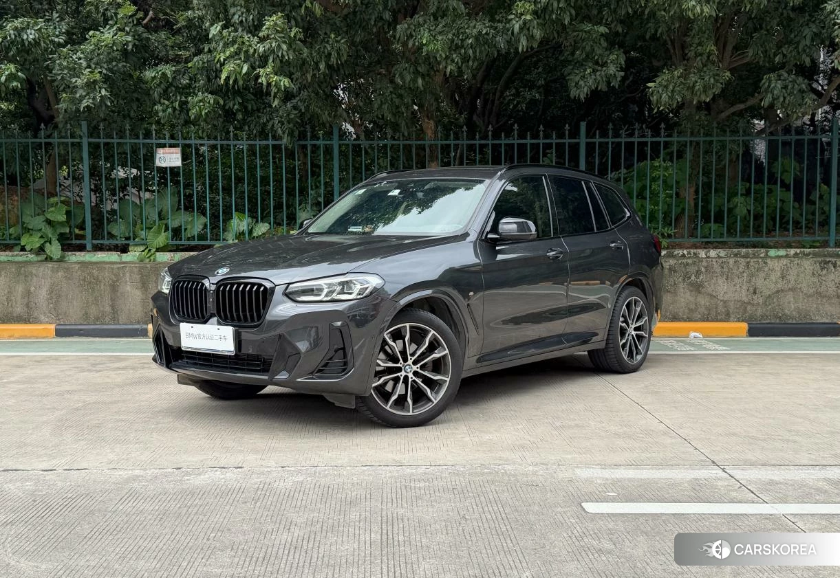 BMW X3 2022 Темно-серый из Китая, фото 3