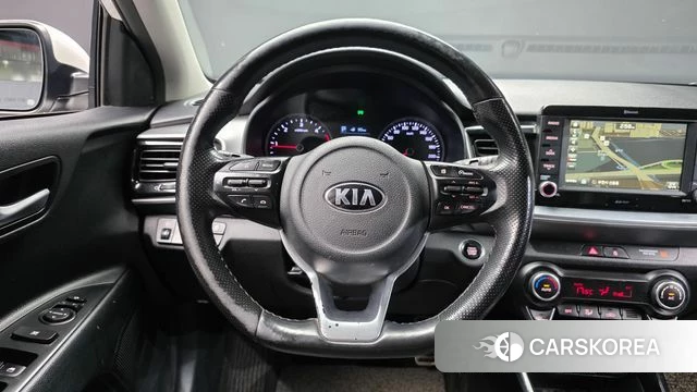 Kia Stonic 2018 Белый из Кореи, фото 4