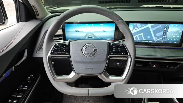 Ssangyong Torres EVX 2024 Белый из Кореи, фото 4