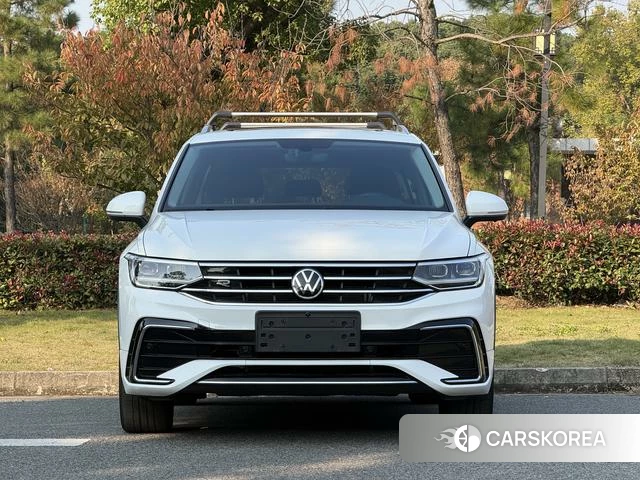 Volkswagen Tiguan L 2022 Белый из Китая, фото 4