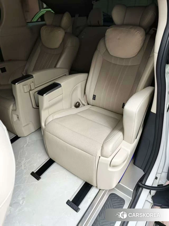 Toyota Grevia 2024 Белый из Китая, фото 4