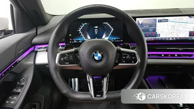 BMW 5 Series (G60) 2024 Белый из Кореи, фото 4