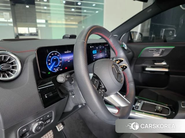 Mercedes-Benz EQA H243 2024 Белый из Кореи, фото 4