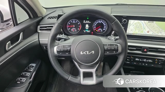 Kia K5 3rd generation 2023 Белый из Кореи, фото 4