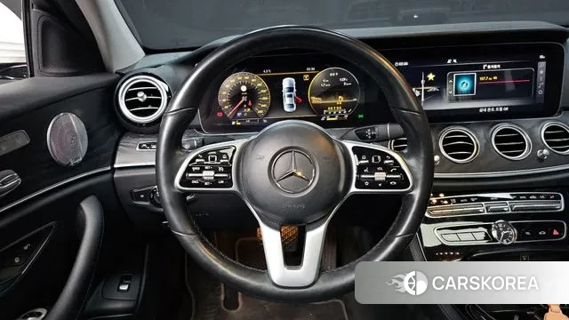 Mercedes-Benz E-Class W213 2018 Белый из Кореи, фото 4