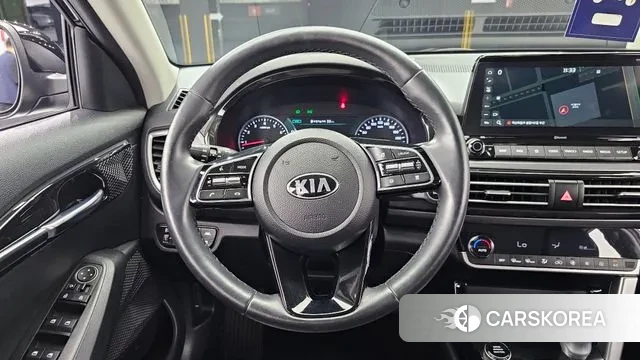 Kia Seltos 2021 Черный из Кореи, фото 4