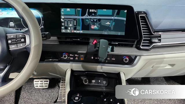 Kia Sportage 5th Generation 2023 Белый из Кореи, фото 4