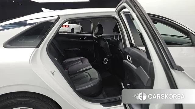 Kia K5 3rd generation 2022 Белый из Кореи, фото 4