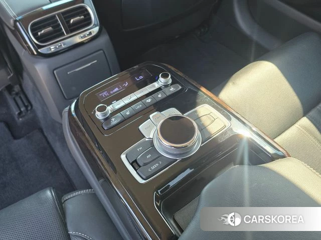 Genesis G90 2019 Черный из Кореи, фото 4