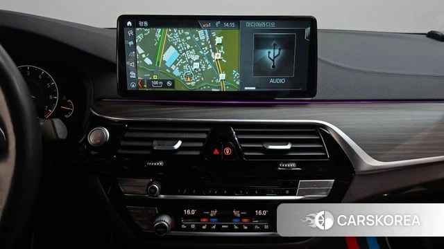 BMW 5 Series (G30) 2019 Серый из Кореи, фото 4