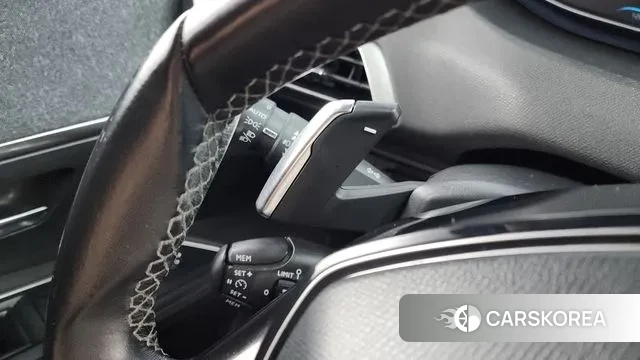 Peugeot 5008 second generation 2018 Серый из Кореи, фото 4