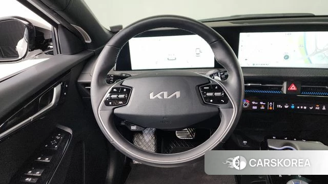 Kia EV6 2024 Белый из Кореи, фото 4