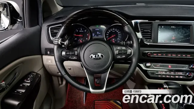 Kia The New Carnival id 2505186 из Кореи 4