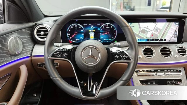 Mercedes-Benz E-Class W213 2023 Серый из Кореи, фото 4