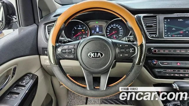 Kia The New Carnival 2019 Серый из Кореи, фото 4