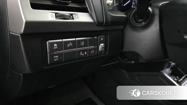 Ssangyong Rexton Sports Cannes 2019 Красный из Кореи, фото 4