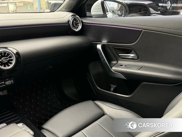 Mercedes-Benz Class A 2022 Белый из Китая, фото 4
