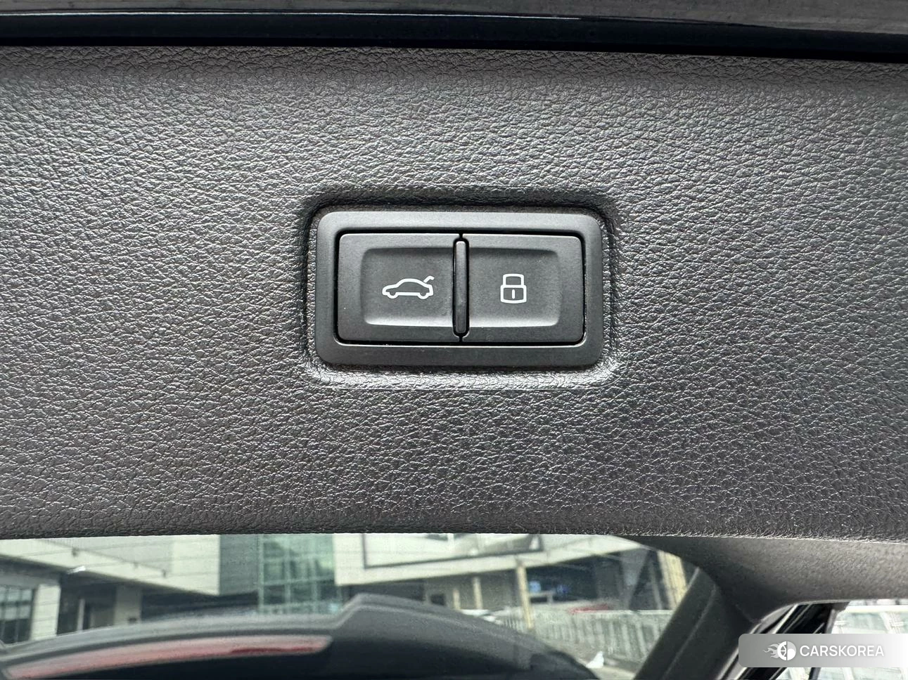 Audi Q7 2022 Черный из Китая, фото 4