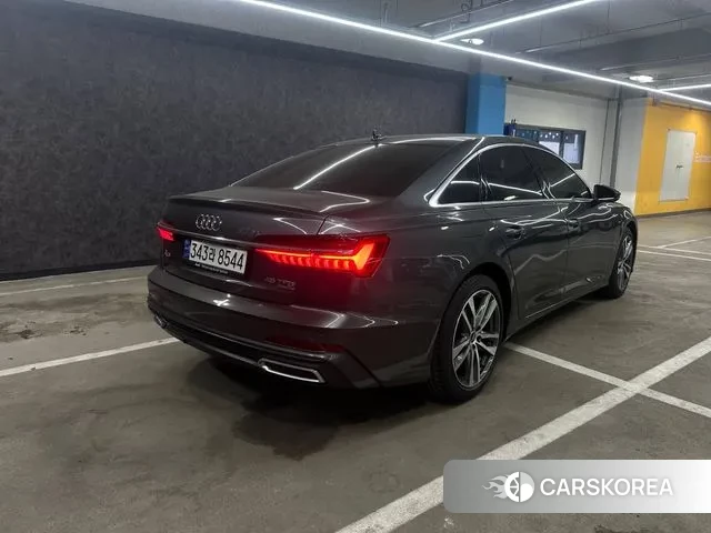 Audi A6 (C8) 2023 Серый из Кореи, фото 4