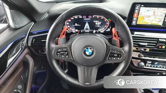 BMW 5 Series (G30) 2023 Черный из Кореи, фото 4