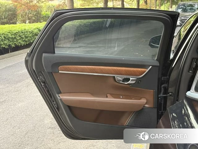 Volvo S90 2020 Черный из Китая, фото 4