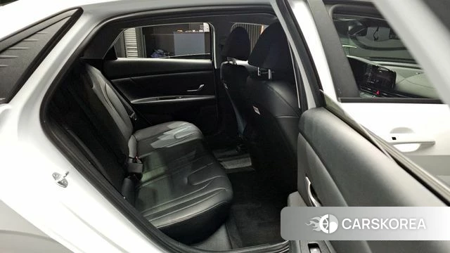 Hyundai Avante (CN7) 2023 Белый из Кореи, фото 4