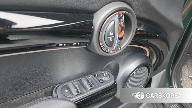 Mini Cooper 2022 Темно-зеленый из Кореи, фото 4