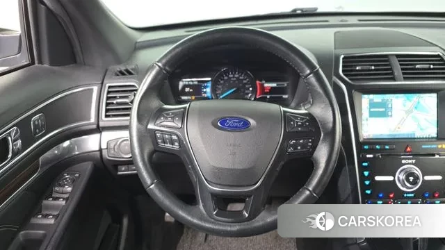 Ford Explorer 2018 Белый из Кореи, фото 4