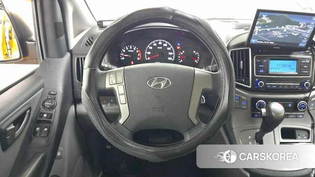 Hyundai The New Grand Starex 2018 Желтый из Кореи, фото 4