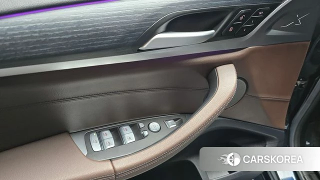 BMW iX3 2022 Черный из Кореи, фото 4
